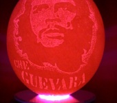 Светильники, люстры - Ночник."CHE GUEVARA" Резьба Страусиное яйцо .